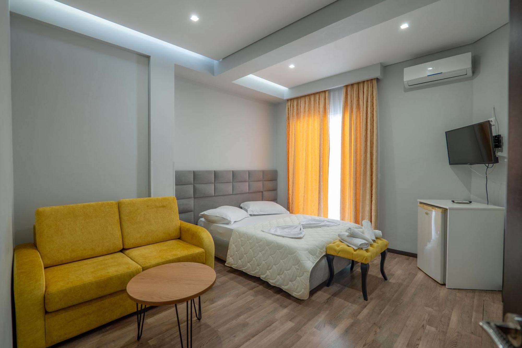 Sunkised Hotel ساراندا المظهر الخارجي الصورة