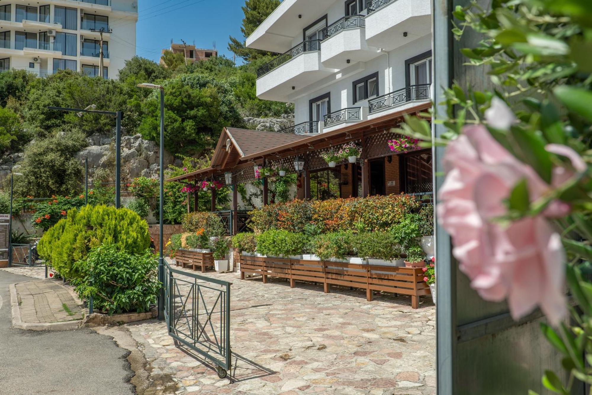 Sunkised Hotel ساراندا المظهر الخارجي الصورة