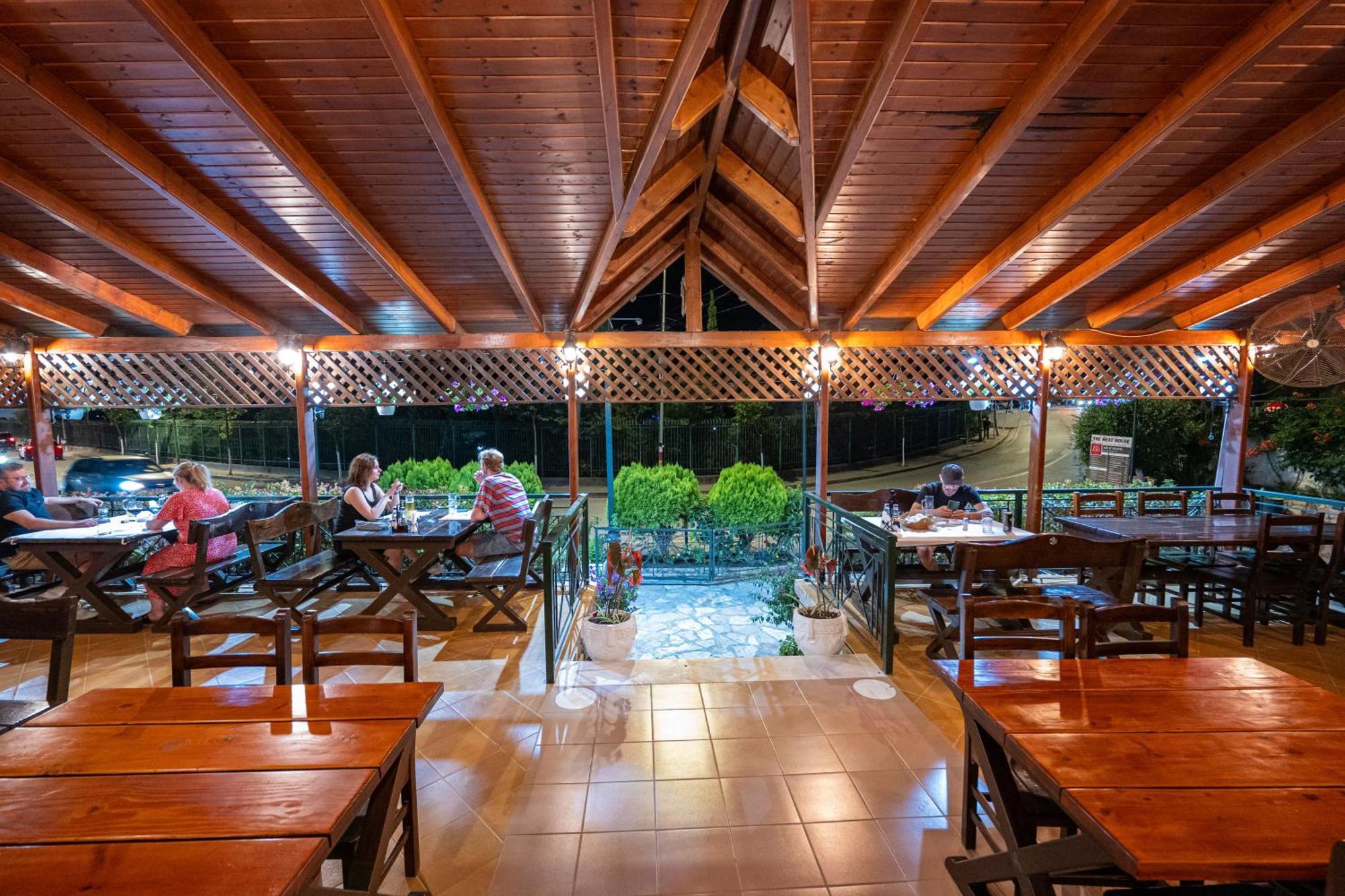 Sunkised Hotel ساراندا المظهر الخارجي الصورة
