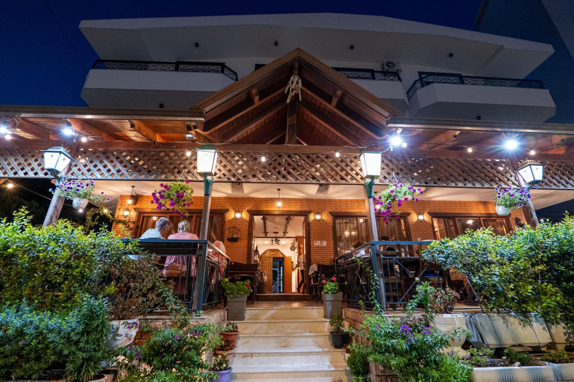 Sunkised Hotel ساراندا المظهر الخارجي الصورة